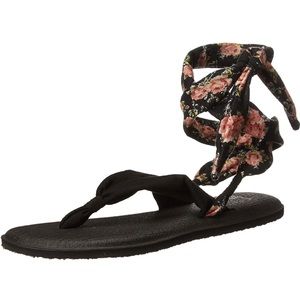 Sanuk Womens Yoga Slinged Up Prints Thong Sandal.